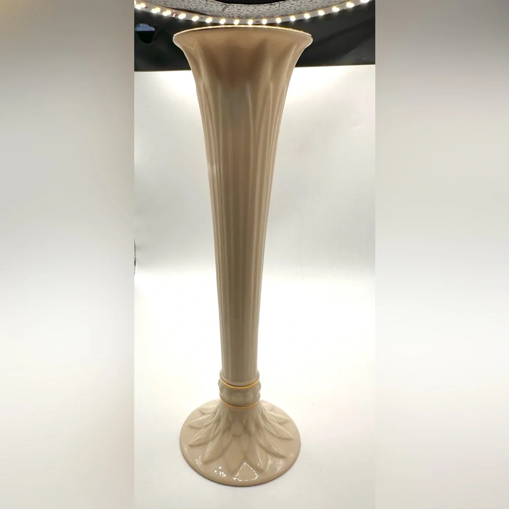 Elegant Lenox Tivoli Bud Ivory Vase, Excellent Vintage Condition
